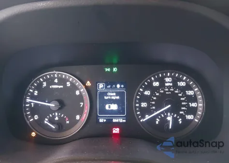 2018 Hyundai Tucson Sport z USA, uszkodzony, nr VIN KM8J3CAL6JU738770